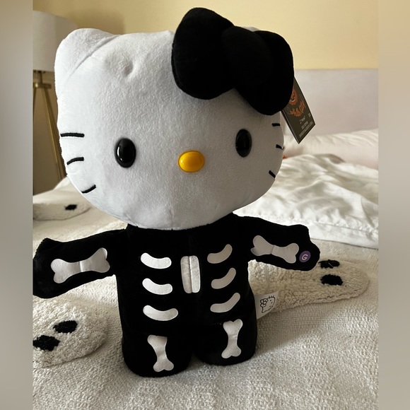 Hello Kitty Halloween stepper - Picture 2 of 2